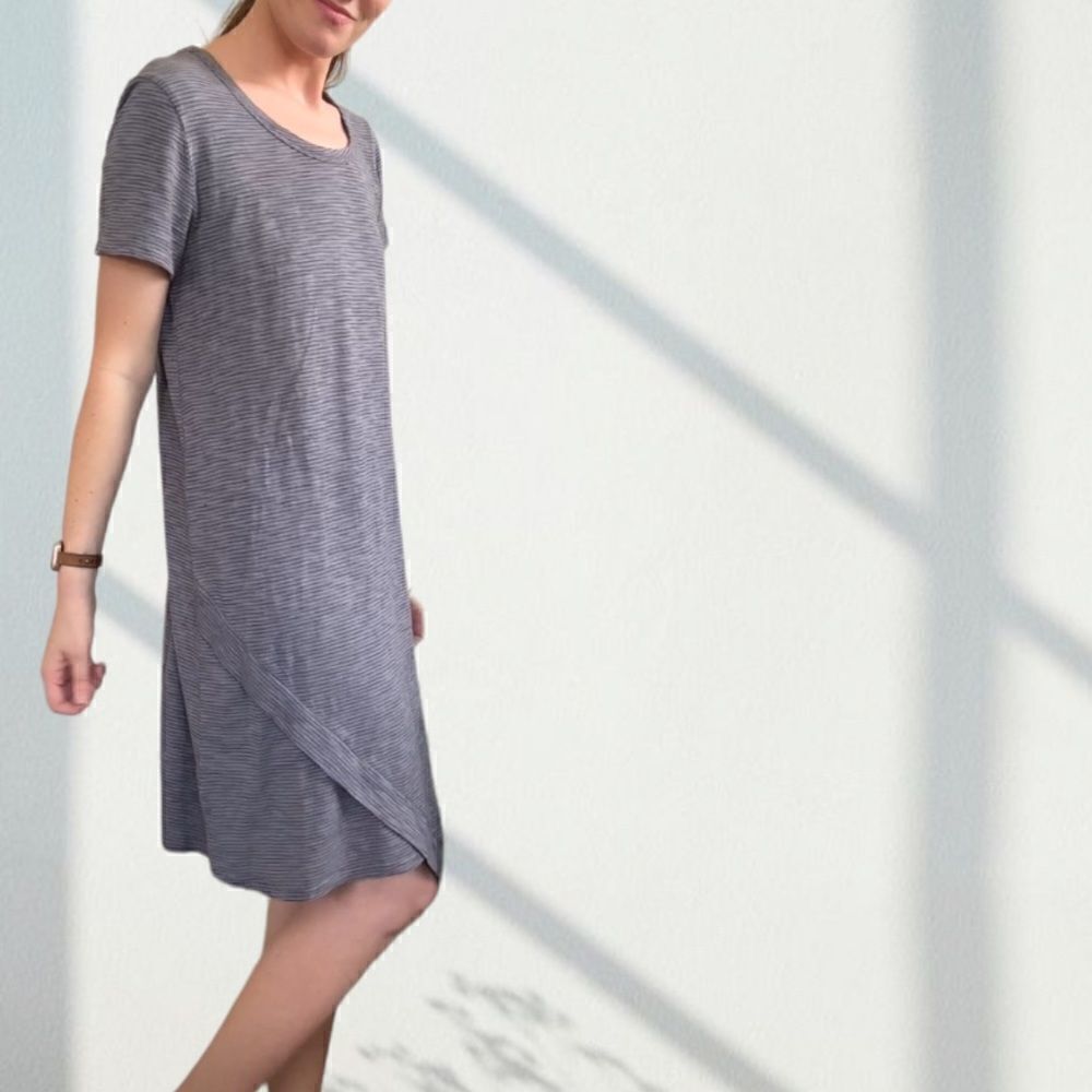 Mododoc Navy Striped Asymmetric Hem Shirt Dress M‎